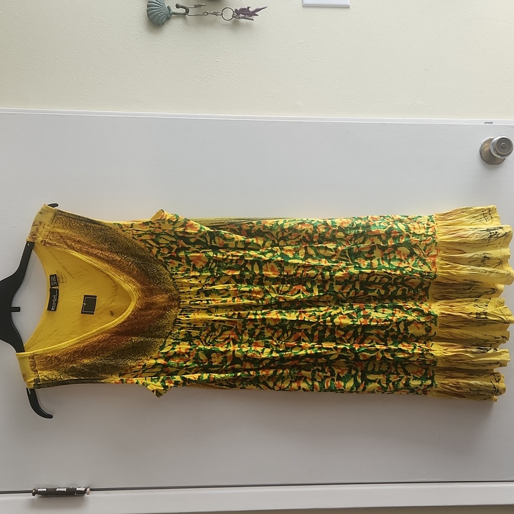 Yellow printed summer knit dress